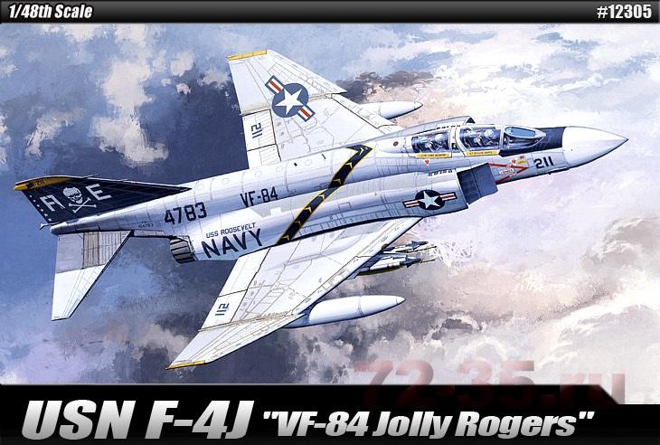 Самолет F-4J 